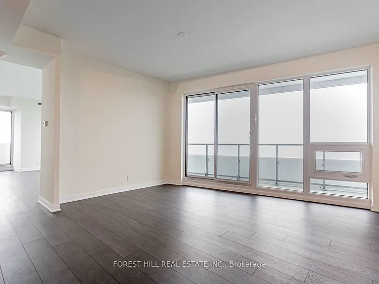 2221 Yonge St #5702 — Photo 6