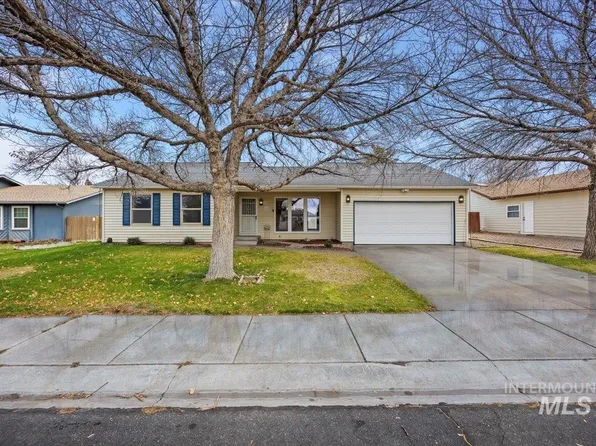 738 Aspenwood Ln, Twin Falls, ID 83301