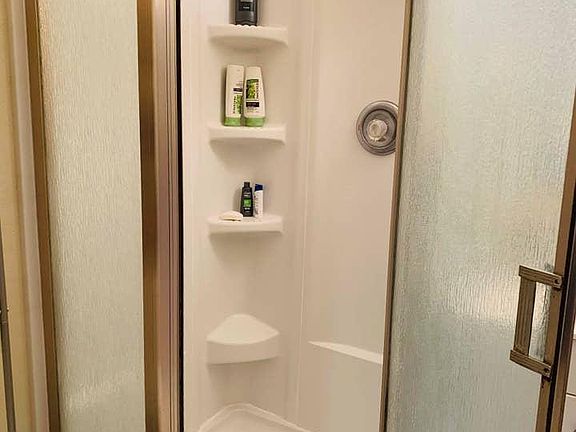 4th image of 2081 Sheraton Dr #1