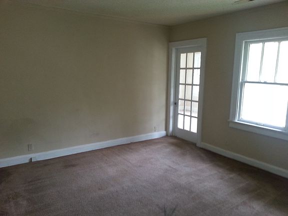 3rd image of 5039 Lydia Ave