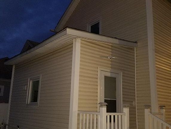 2nd image of 449 Bell Ave