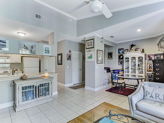 5th image of 160 Veracruz Dr Unit 437