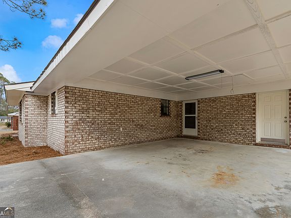 3rd image of 545 S 5th St