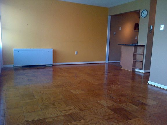 3rd image of 10201 Grosvenor Pl APT 1523
