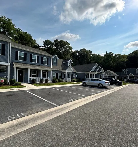 511 Halifax Ct Photo 1