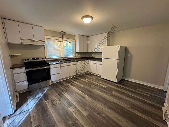 2 bed, 1.0 bath, 1000 sqft, $1,250 — Photo 3