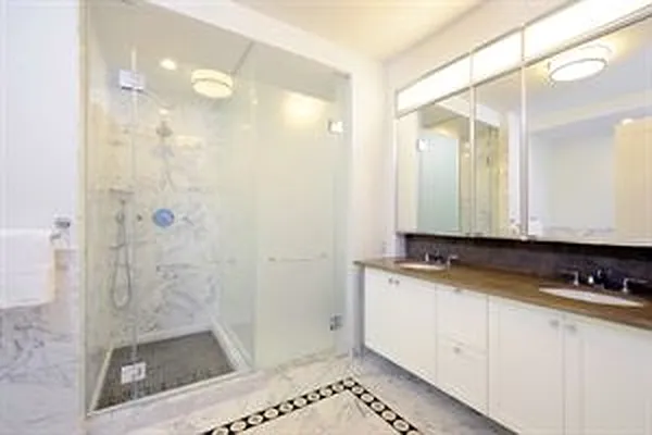 Sold by Douglas Elliman | media 8