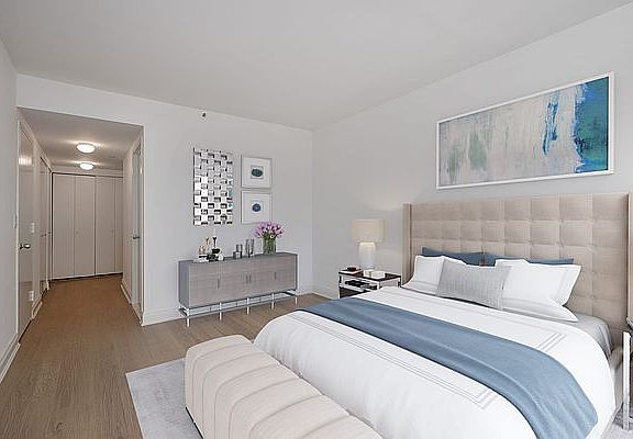 4th image of 222 E 34th St APT 714