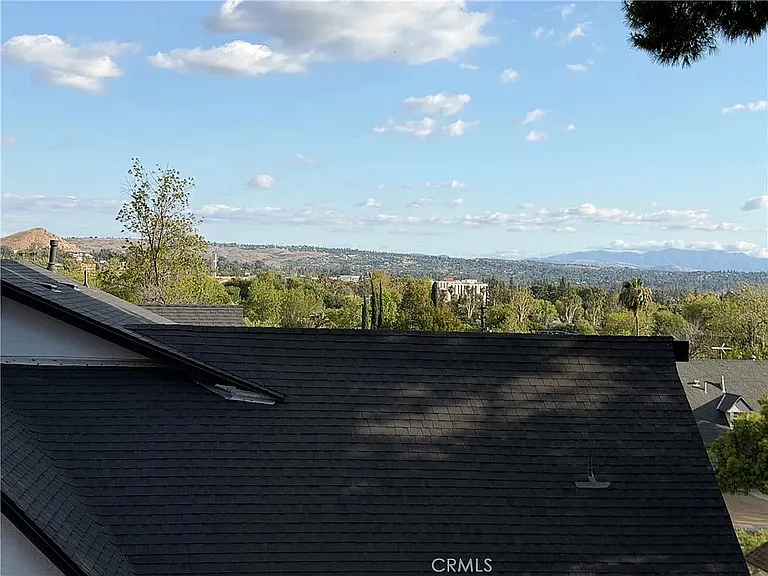 755 Huston Dr — Photo 22