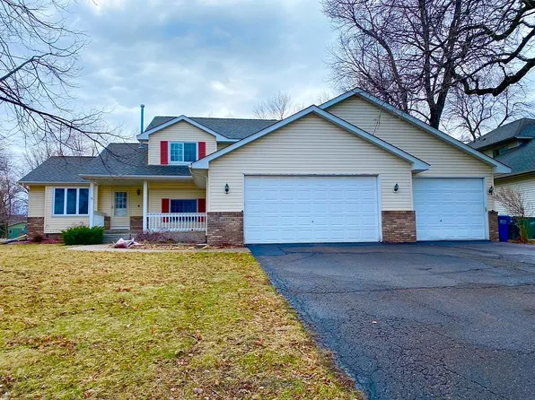 8837 Olive Ln N, Maple Grove, MN 55311