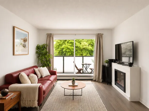 570 E 8th Ave #306, Vancouver, BC V5T 1S8