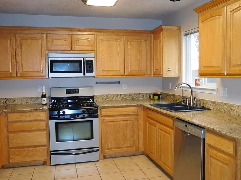 7519 Treviso Ct NE — Photo 6