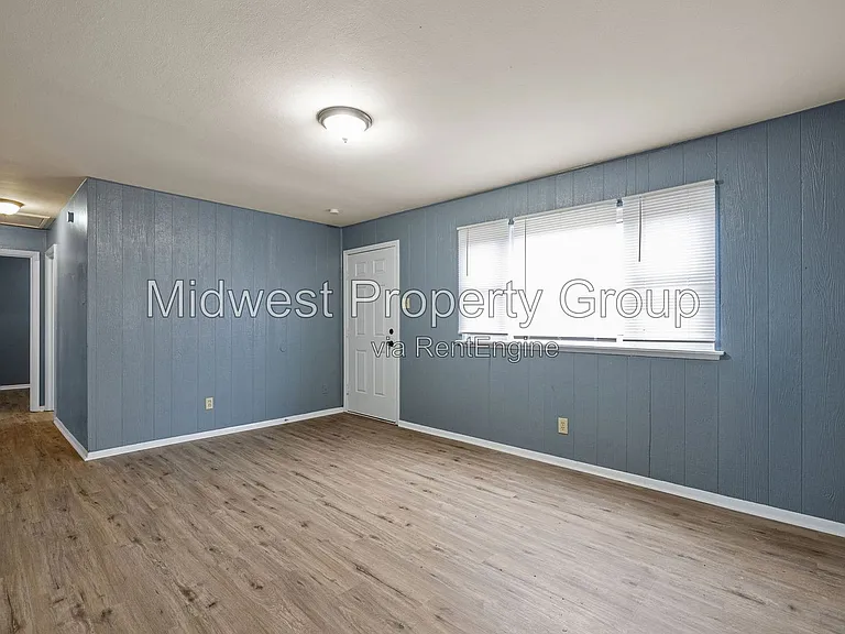 1432 E Pitman Ave — Photo 15