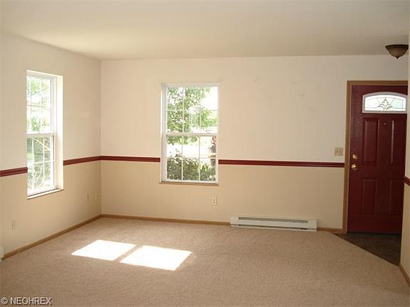2nd image of 276 Whipple Ave