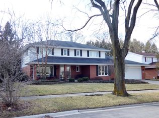 8239 Arrowhead Ln, Orland Park, IL