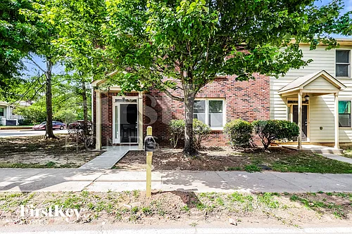 1717 Taylor Ave Photo 1