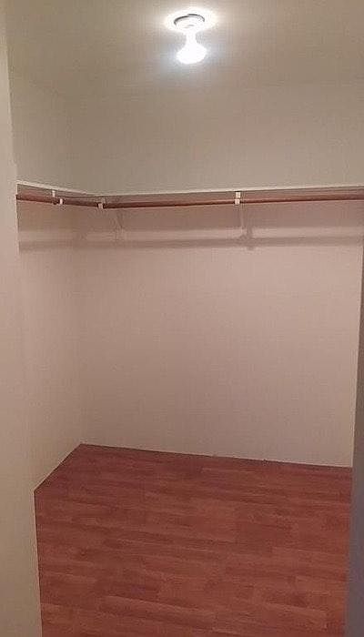 Walk-in closet