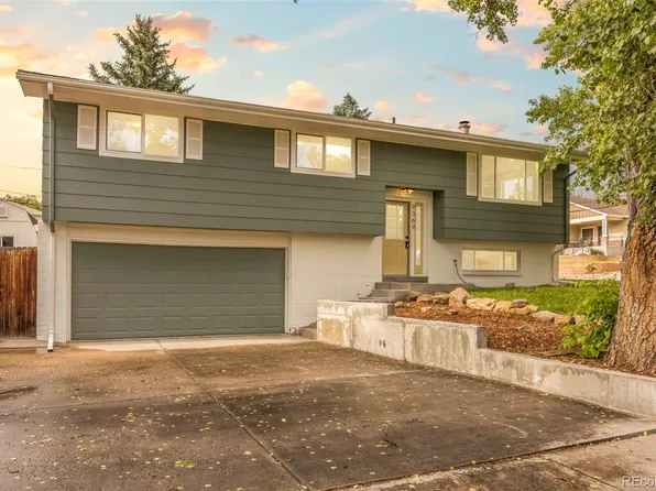 9369 W 67th Avenue, Arvada, CO 80004