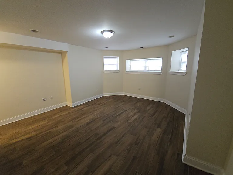 6317 N Washtenaw Ave #G1 — Photo 15