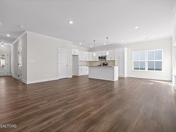 5th image of 7337 Hackberry Branch Way