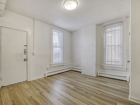 5th image of 1632 N Franklin St APT 2