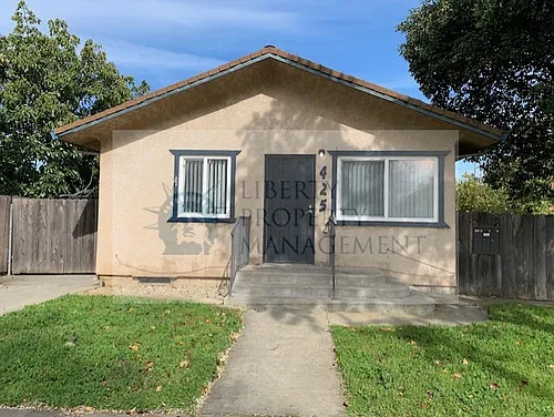 425 Hilborn St #A Photo 1