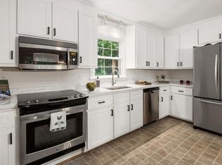 1309 Elmart Ln, North Chesterfield, VA 23235