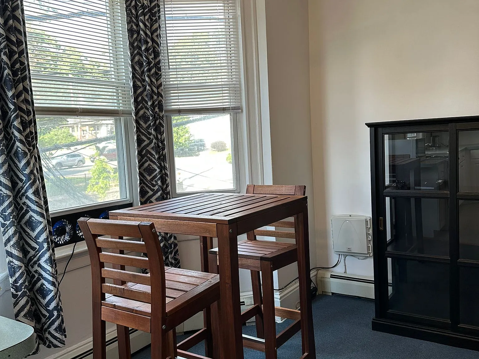 Studio, 450 sqft, $2,300 — Photo 4