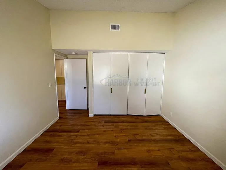 6932 Willowtree Dr — Photo 31