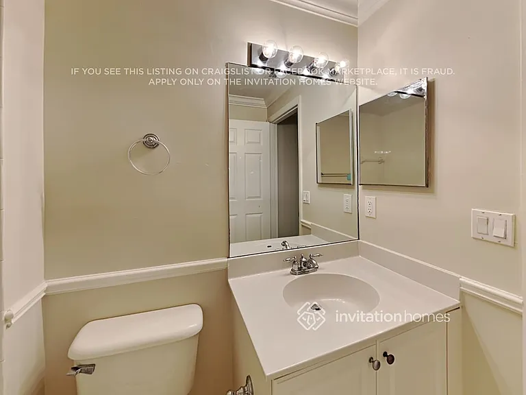 1772 SW Lofgren Ave — Photo 19
