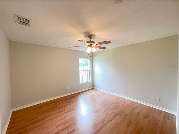 4th image of 1801 Missouri Ave