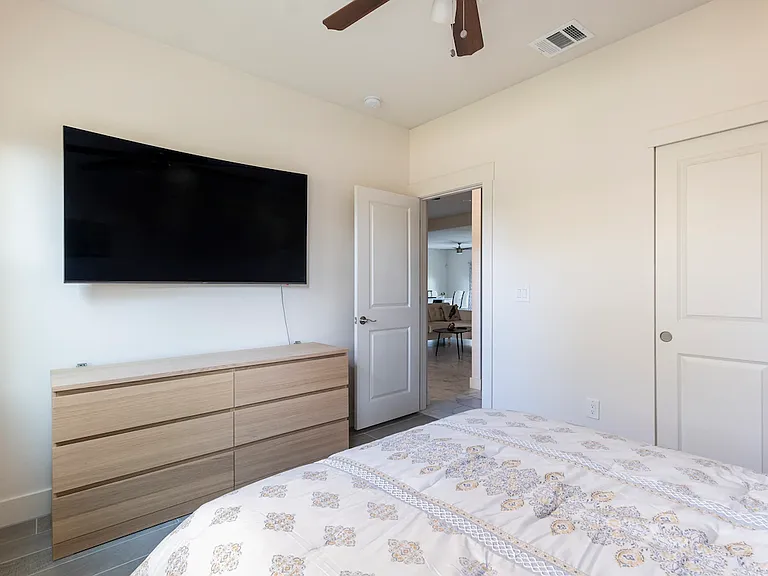 21513 Santa Carlo Ave — Photo 33