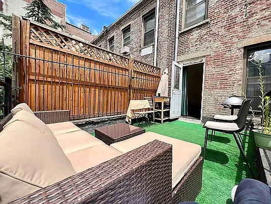 Rented by Compass | media 2