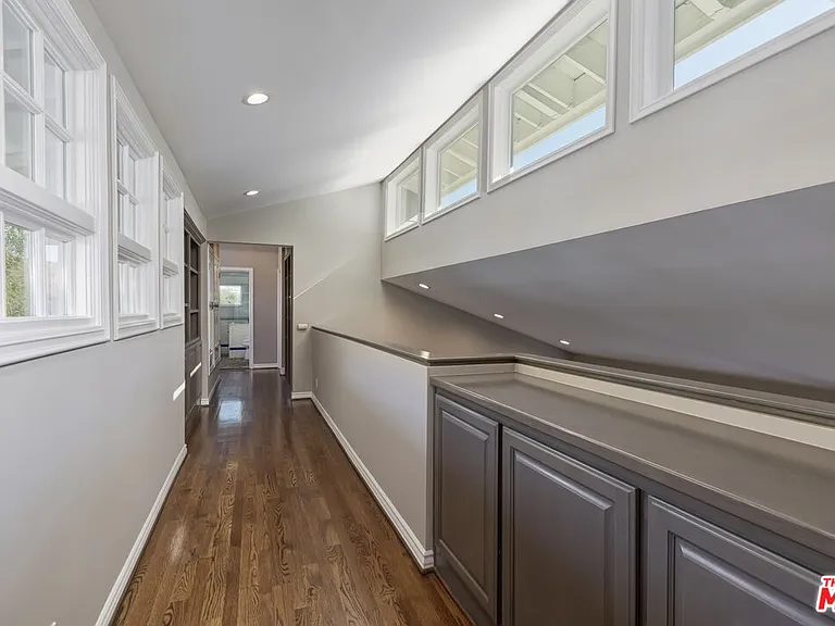 1277 N Norman Pl — Photo 14