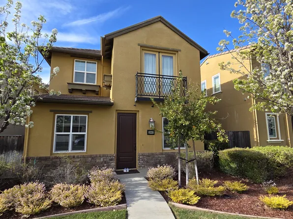 2003 Poinsettia St, San Ramon, CA 94582