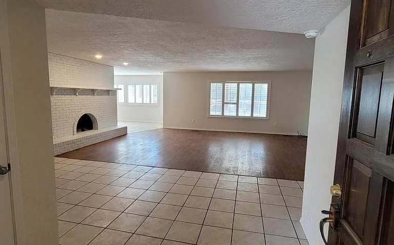 4108 Cibola Village Dr NE — Photo 2
