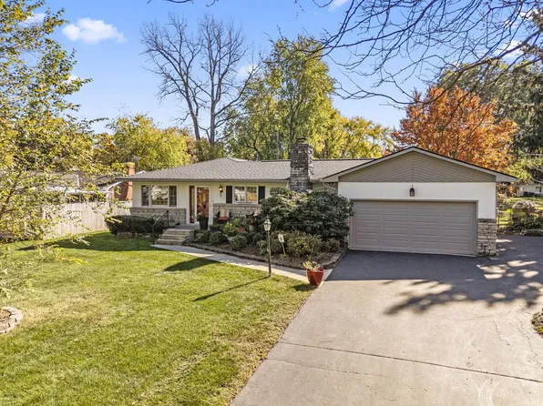 3729 Darbyshire Dr, Hilliard, OH 43026