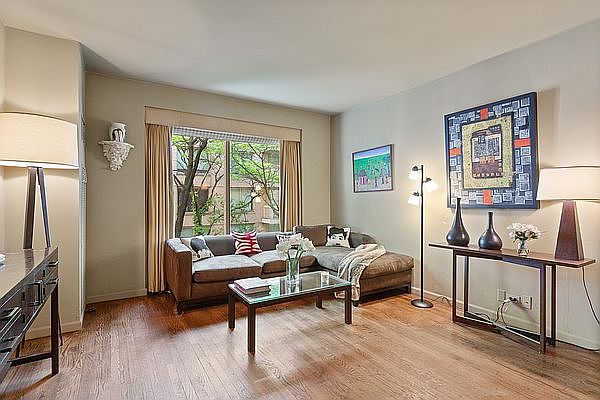 1st image of 205 E 68th St #T3b