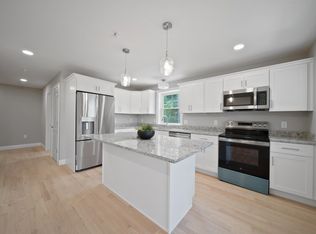 5 Cypress Ln #4, Windham, NH 03087