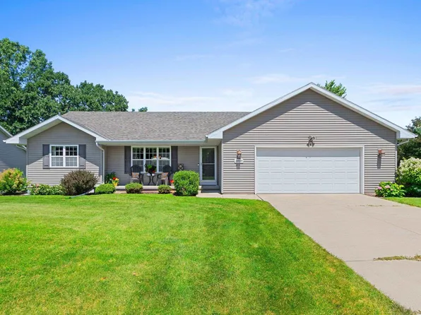 3405 Paula St, Green Bay, WI 54311