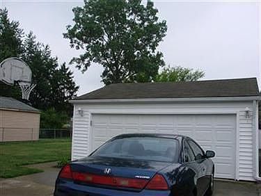 4th image of 837 Sandalwood Dr