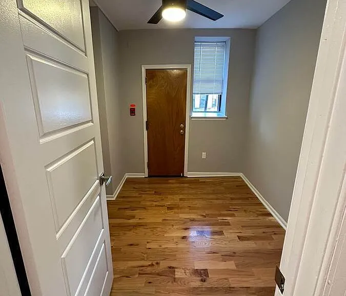 7057 Cresheim Rd #1 — Photo 7