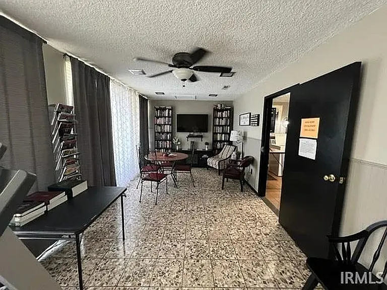 1100 Erie Ave #605 — Photo 9