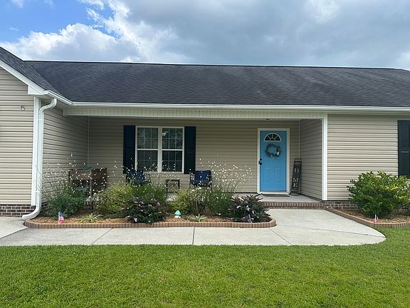 4th image of 105 Blue Haven Dr