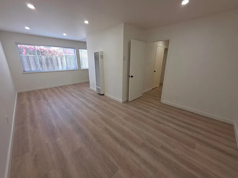 1638 Hearst Ave #1D — Photo 11