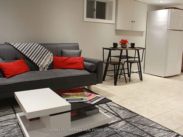 618 Winona Dr #BASEMENT — Photo 4