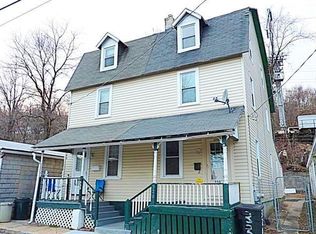 320 W Diamond St, Coatesville, PA 19320