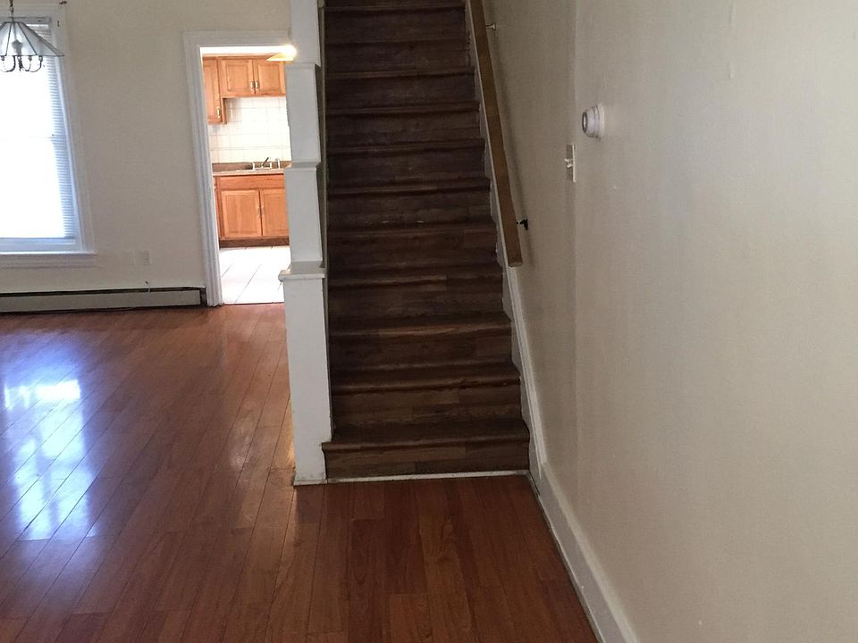Entry way.