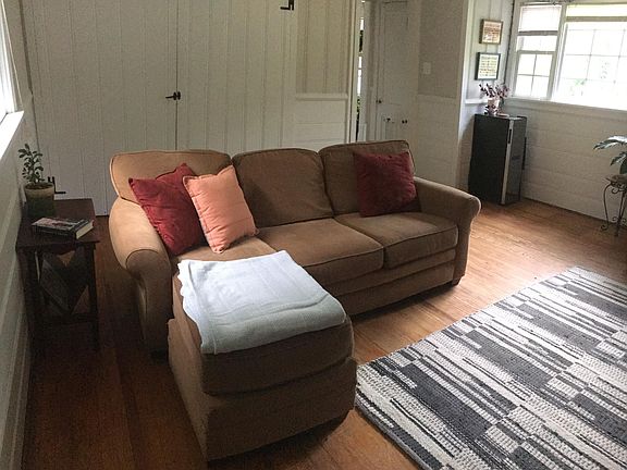5th image of 3446 Scottview Dr