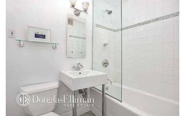 Sold by Douglas Elliman | media 16